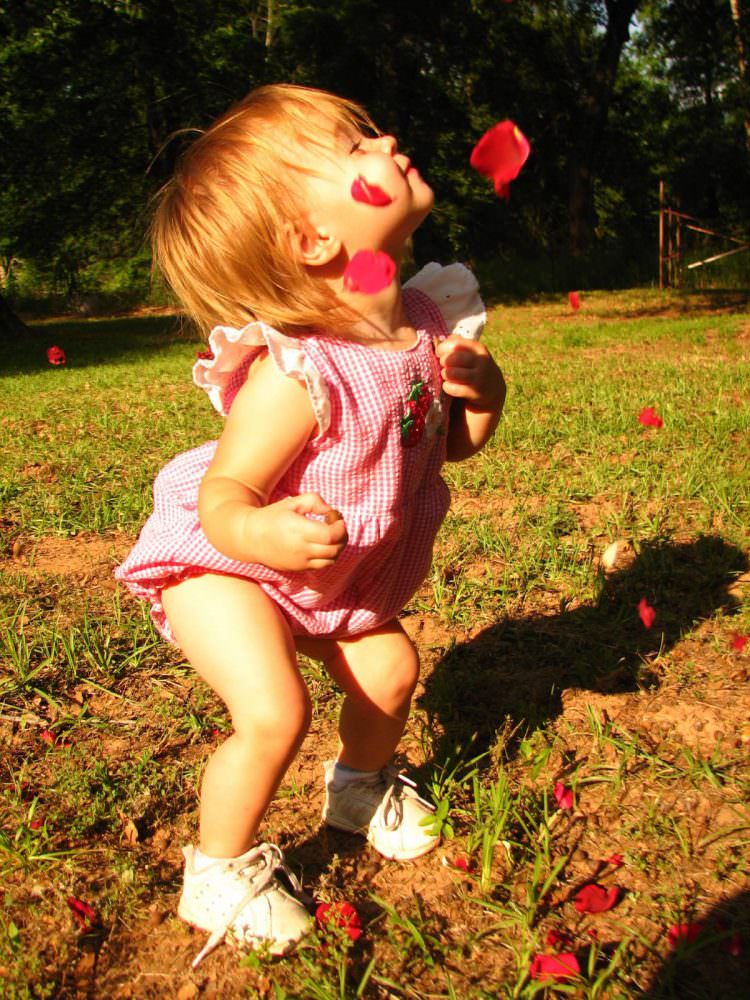 7 month old baby walking