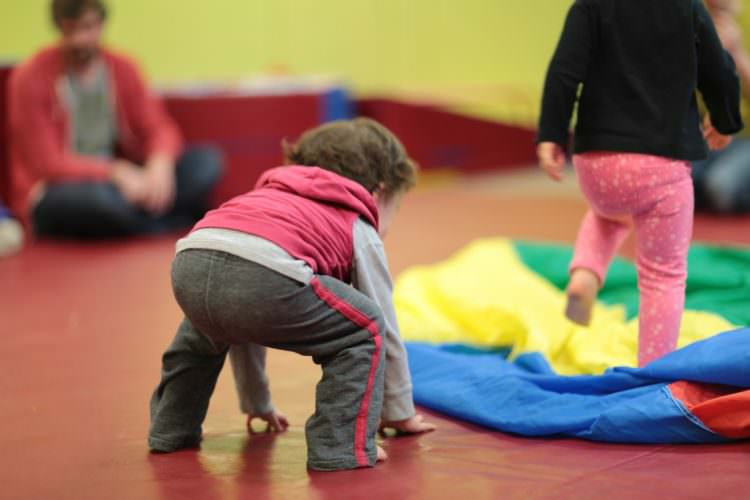 baby walking on hands and feet