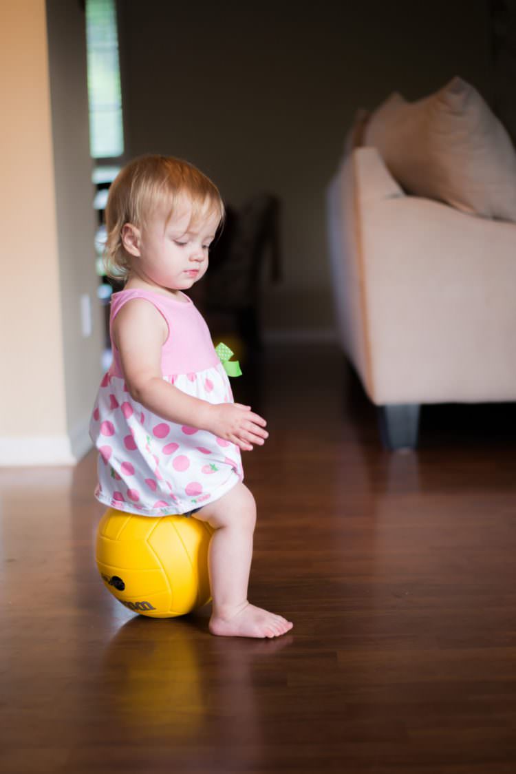 baby walking at 7 months old